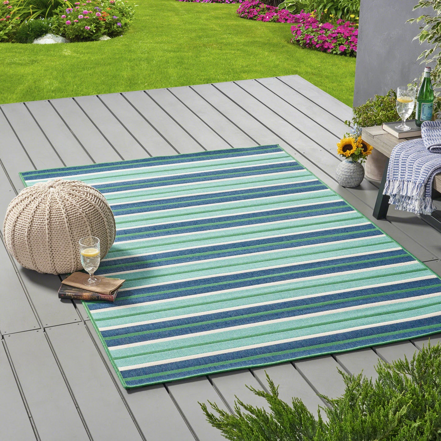 5'3" X 7'6" Outdoor Lounge Area Rug