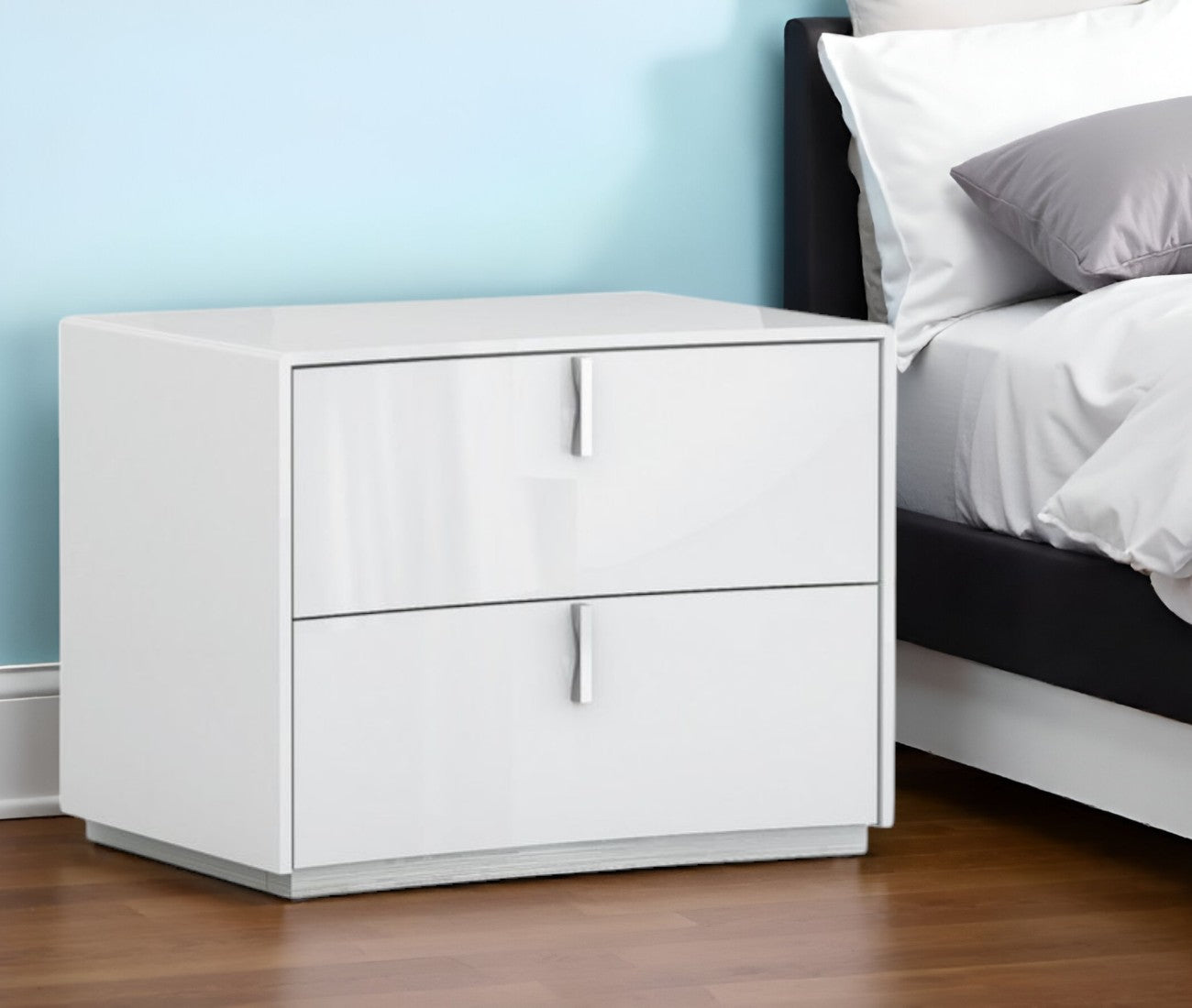 18" White Two Drawers Manufactured Wood Nightstand