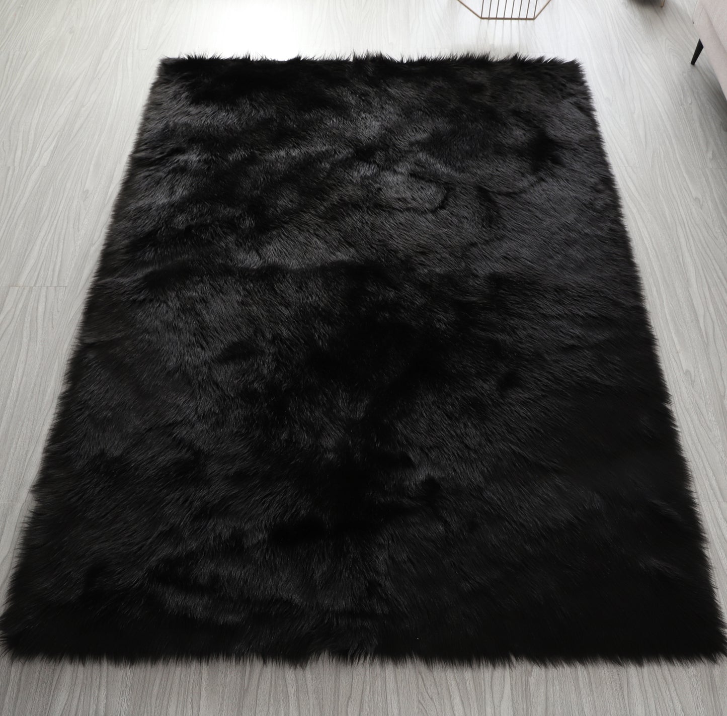 Ultra Soft Fluffy Faux Fur Sheepskin Area Rug