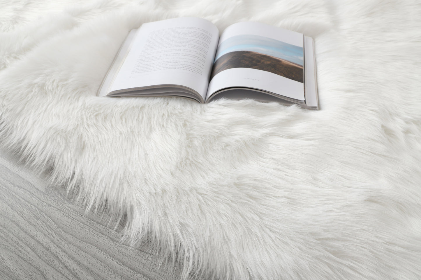 Ultra Soft Fluffy Faux Fur Sheepskin Area Rug