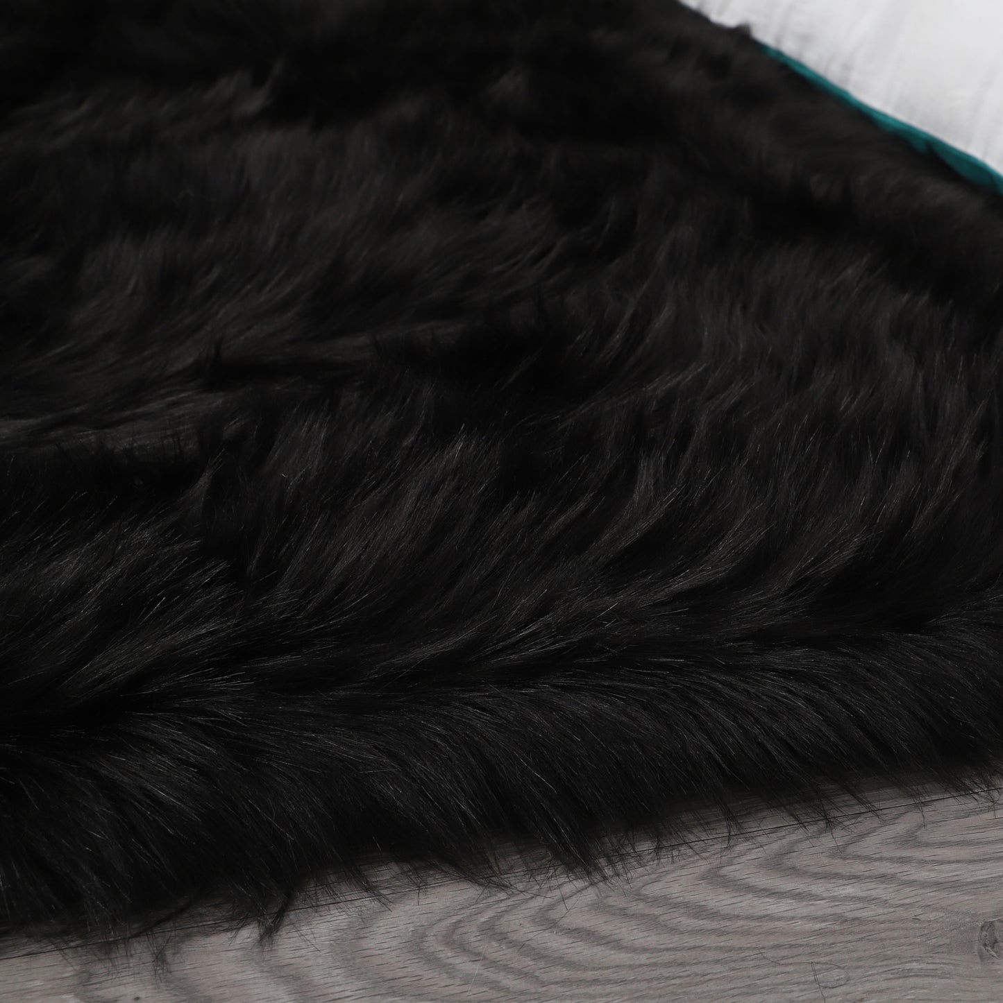 Ultra Soft Fluffy Faux Fur Sheepskin Area Rug