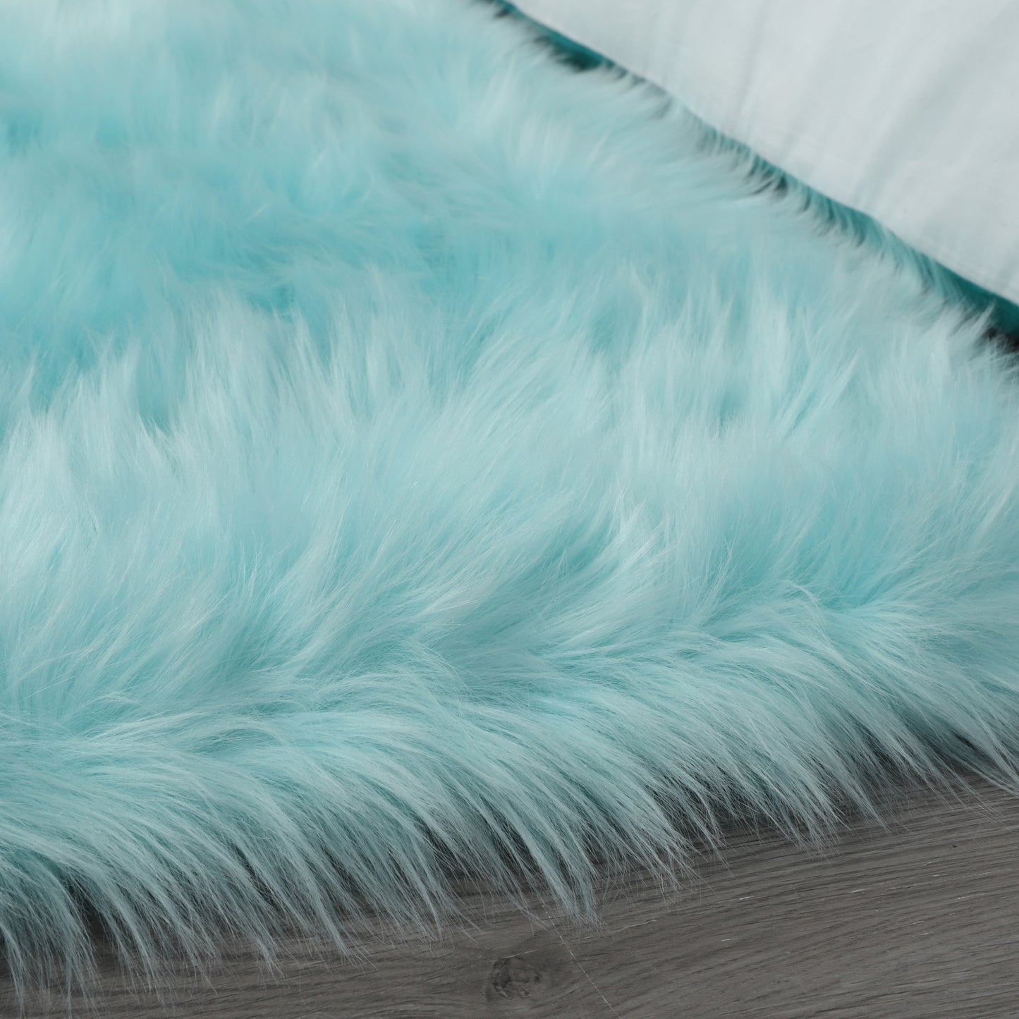 Ultra Soft Fluffy Faux Fur Sheepskin Area Rug