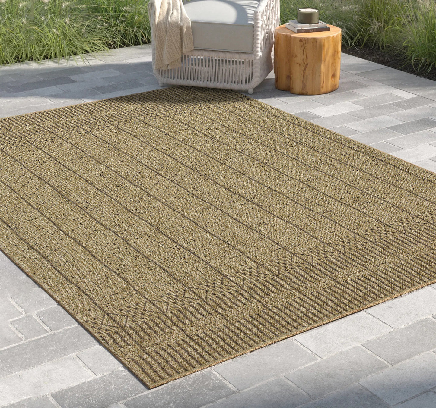 2 ft. 7 in. x 7 ft. 3 in. Jute/Black Indoor-Outdoor Area Rug