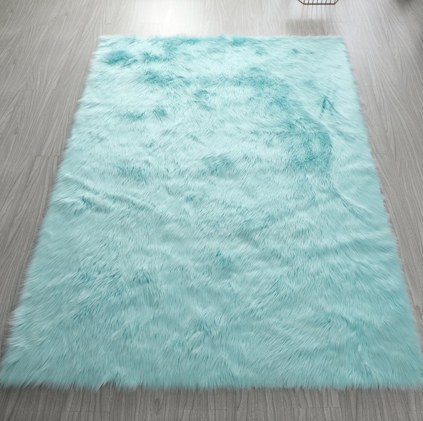 Ultra Soft Fluffy Faux Fur Sheepskin Area Rug