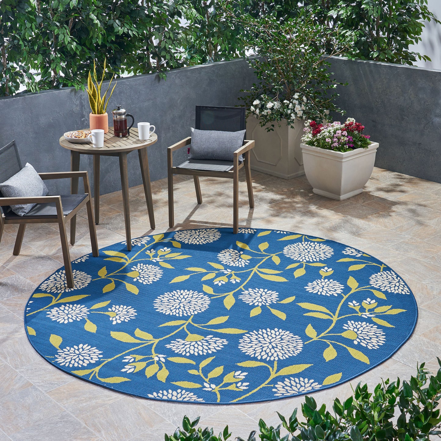 7'10" Round Area Rug