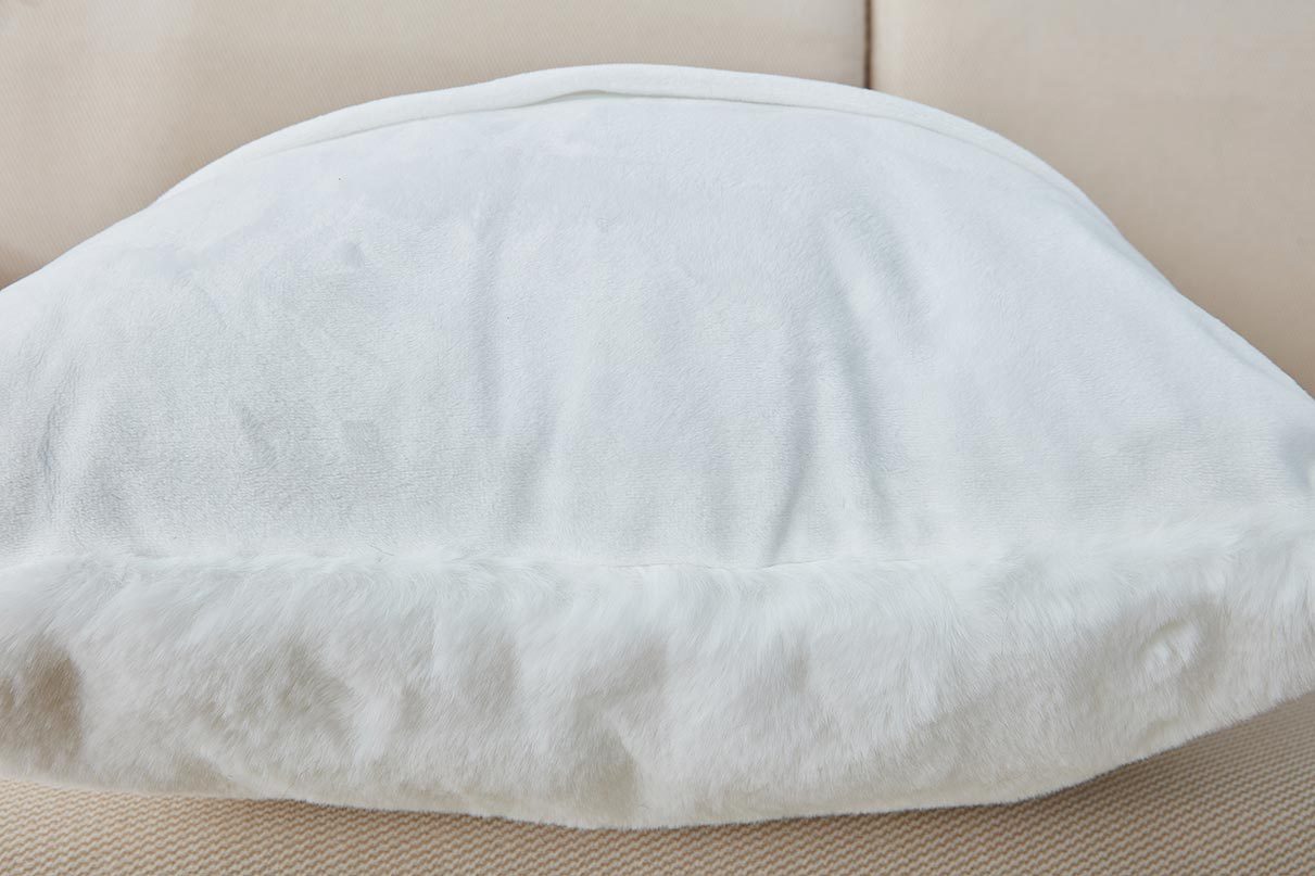 Agnes Luxury Chinchilla Faux Fur Pillow (18 In. x 18 In.)