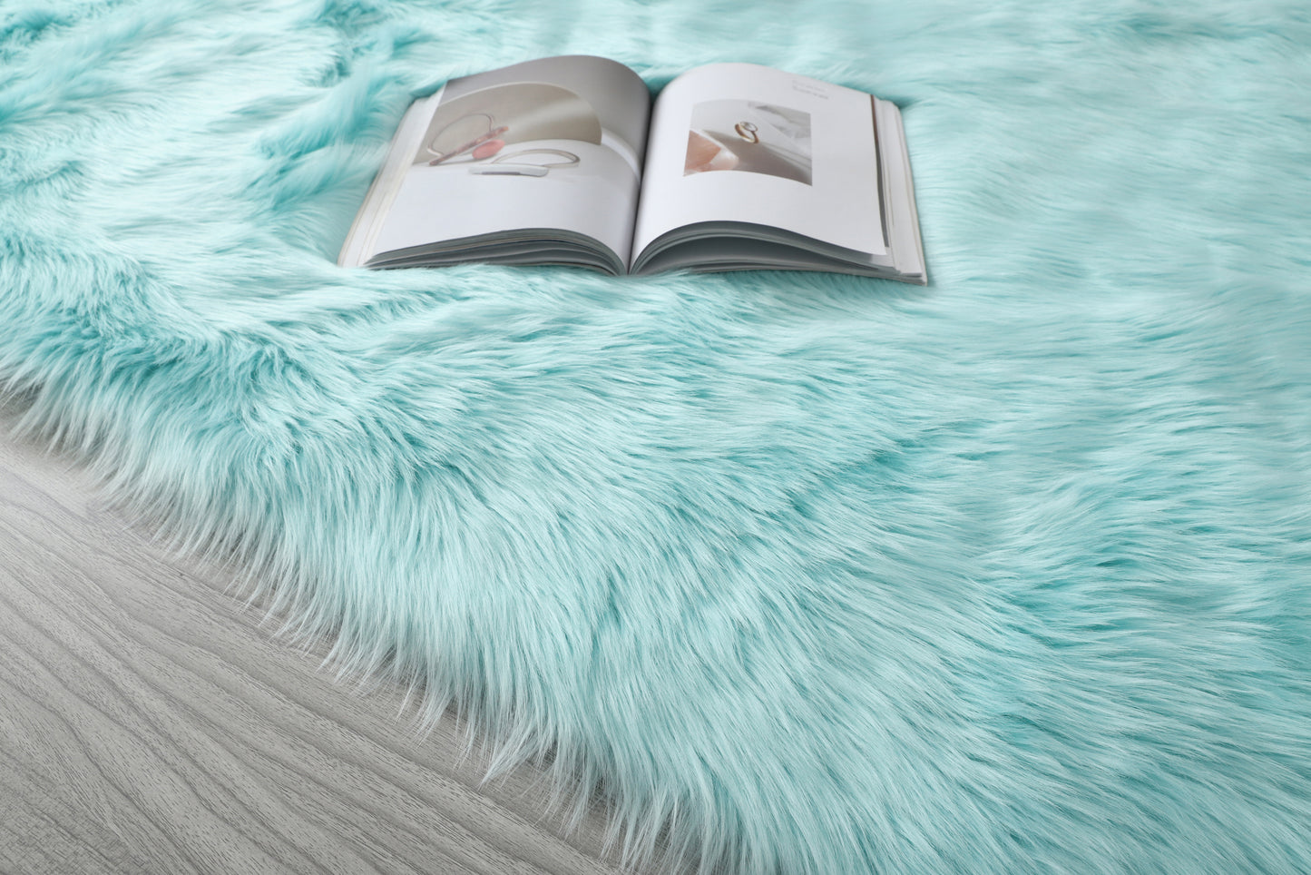 Ultra Soft Fluffy Faux Fur Sheepskin Area Rug